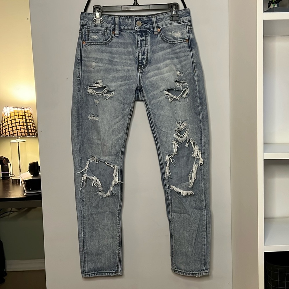 American Eagle Tomgirl Distressed Jeans